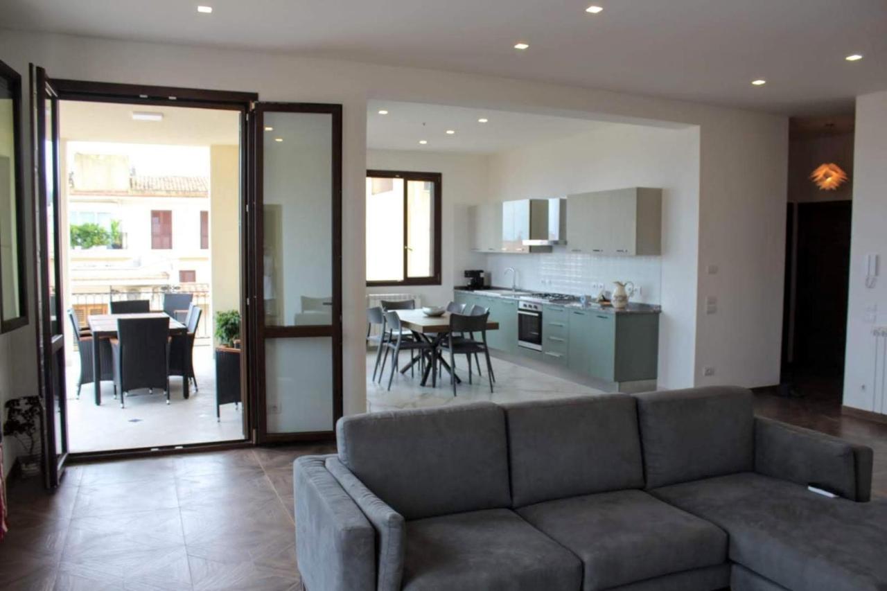 Palazzo Del Golfo Apartment Кастеламаре дел Голфо Екстериор снимка