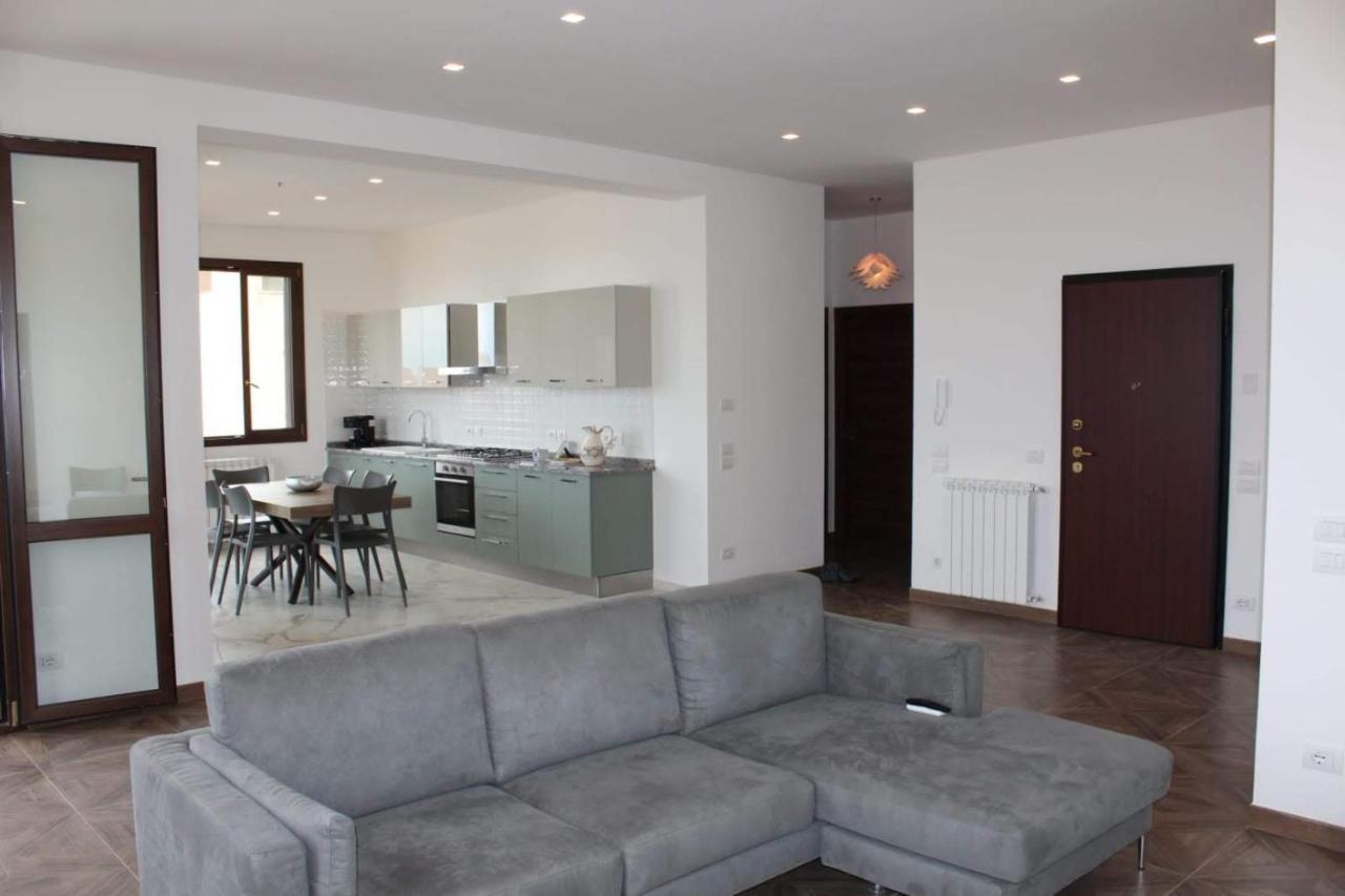 Palazzo Del Golfo Apartment Кастеламаре дел Голфо Екстериор снимка