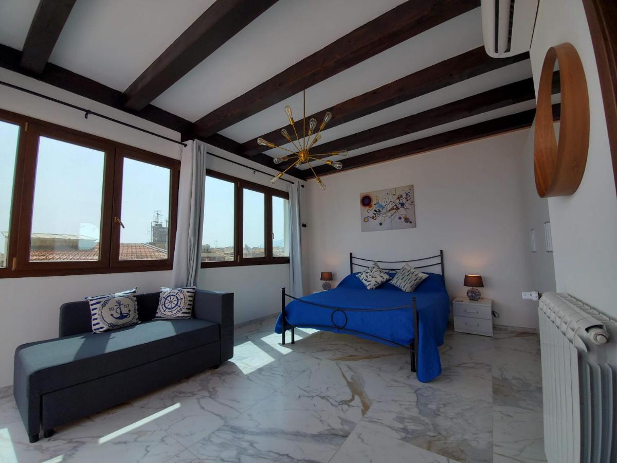 Palazzo Del Golfo Apartment Кастеламаре дел Голфо Екстериор снимка
