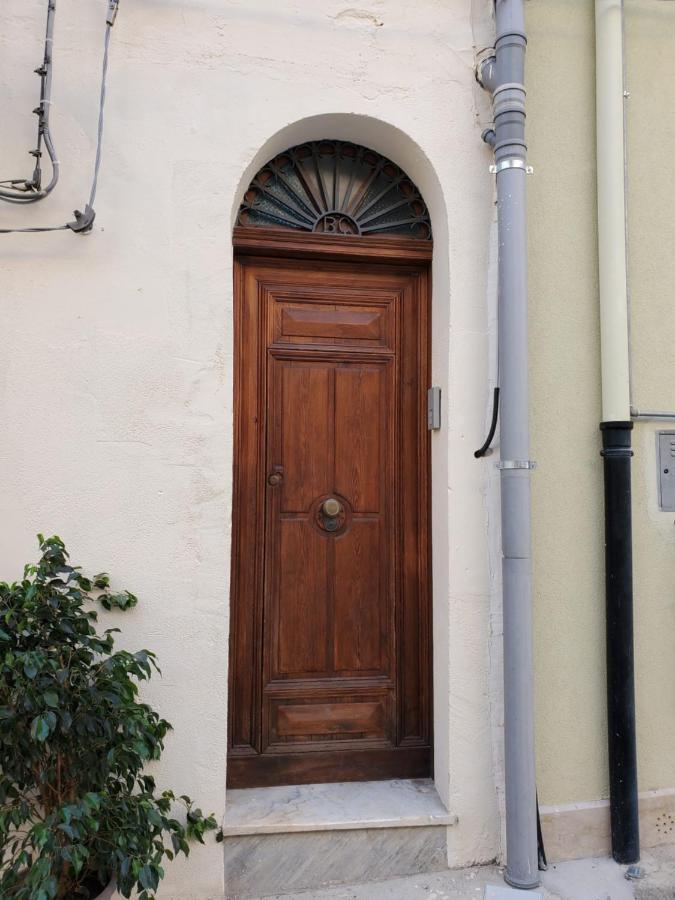 Palazzo Del Golfo Apartment Кастеламаре дел Голфо Екстериор снимка