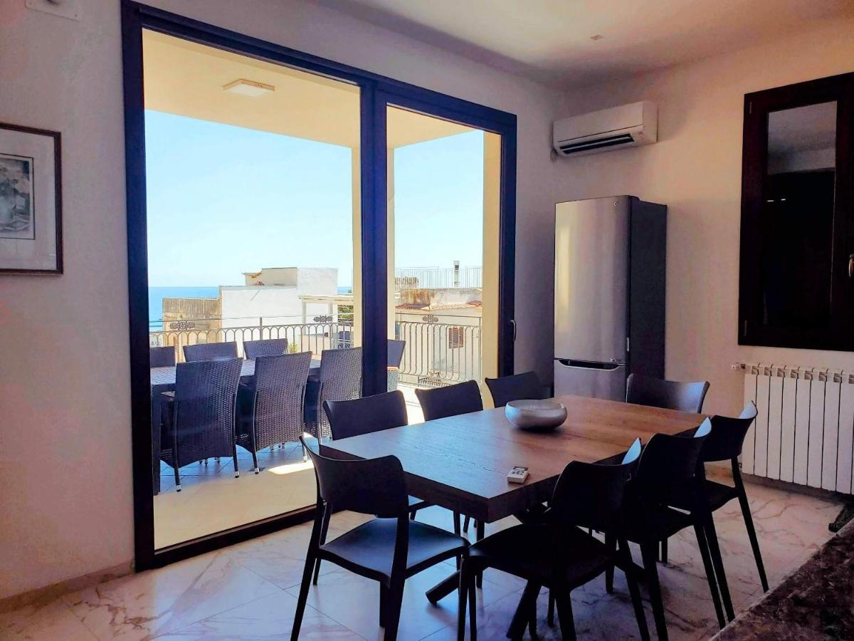 Palazzo Del Golfo Apartment Кастеламаре дел Голфо Екстериор снимка