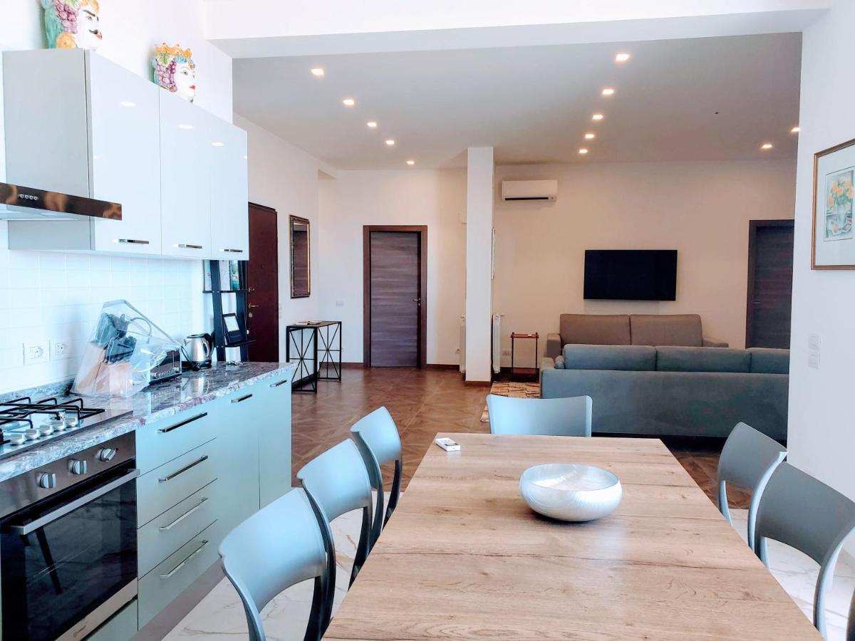 Palazzo Del Golfo Apartment Кастеламаре дел Голфо Екстериор снимка
