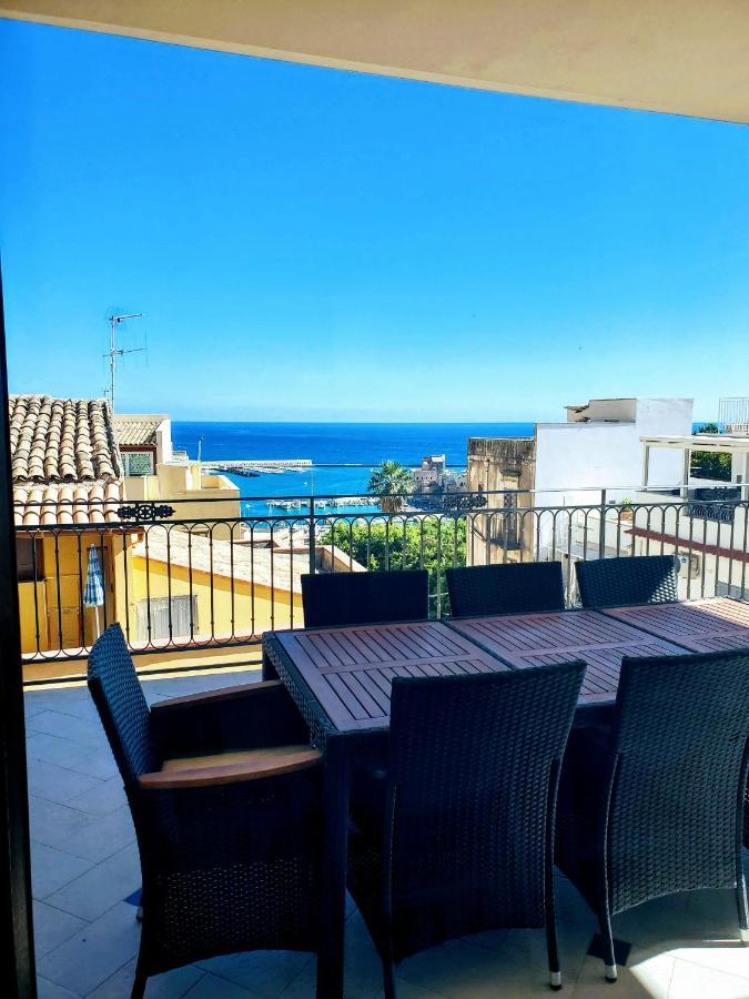 Palazzo Del Golfo Apartment Кастеламаре дел Голфо Екстериор снимка