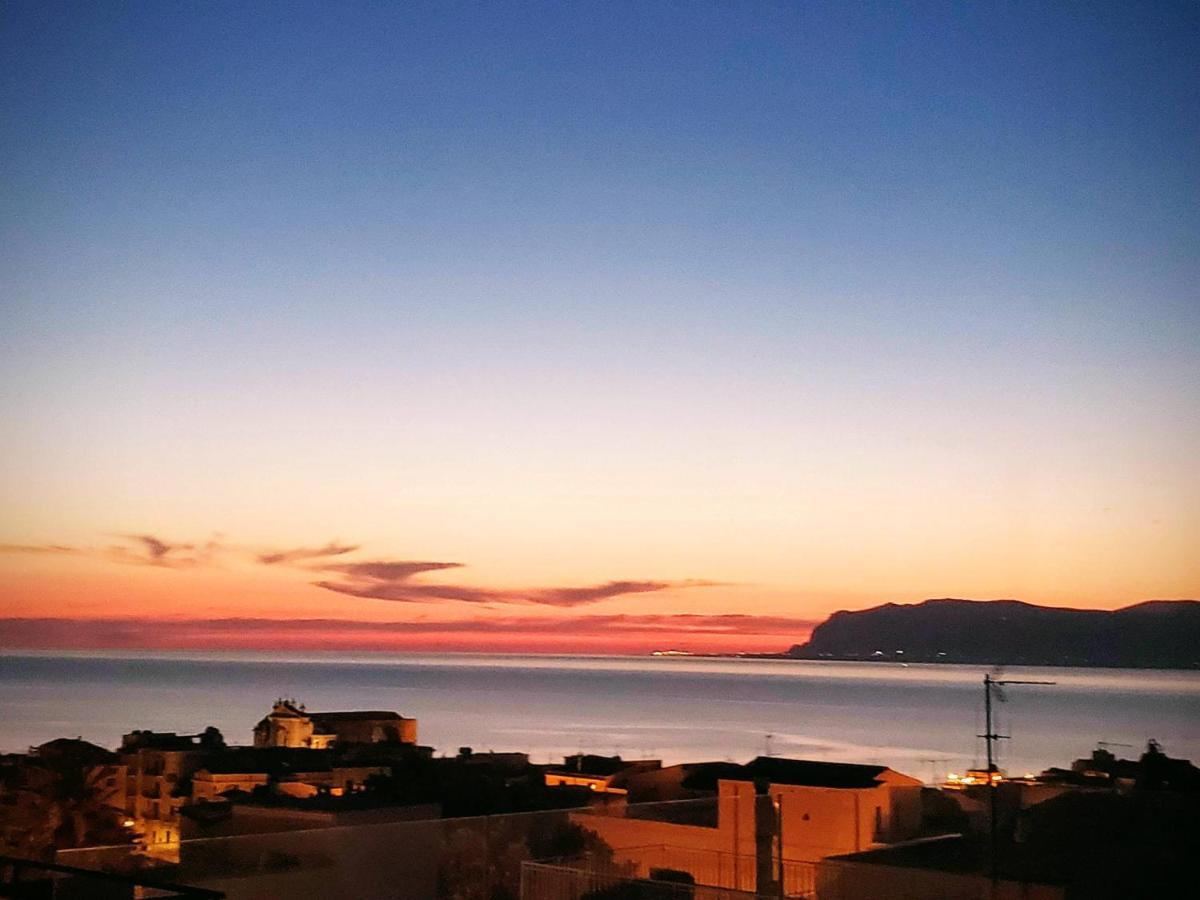 Palazzo Del Golfo Apartment Кастеламаре дел Голфо Екстериор снимка