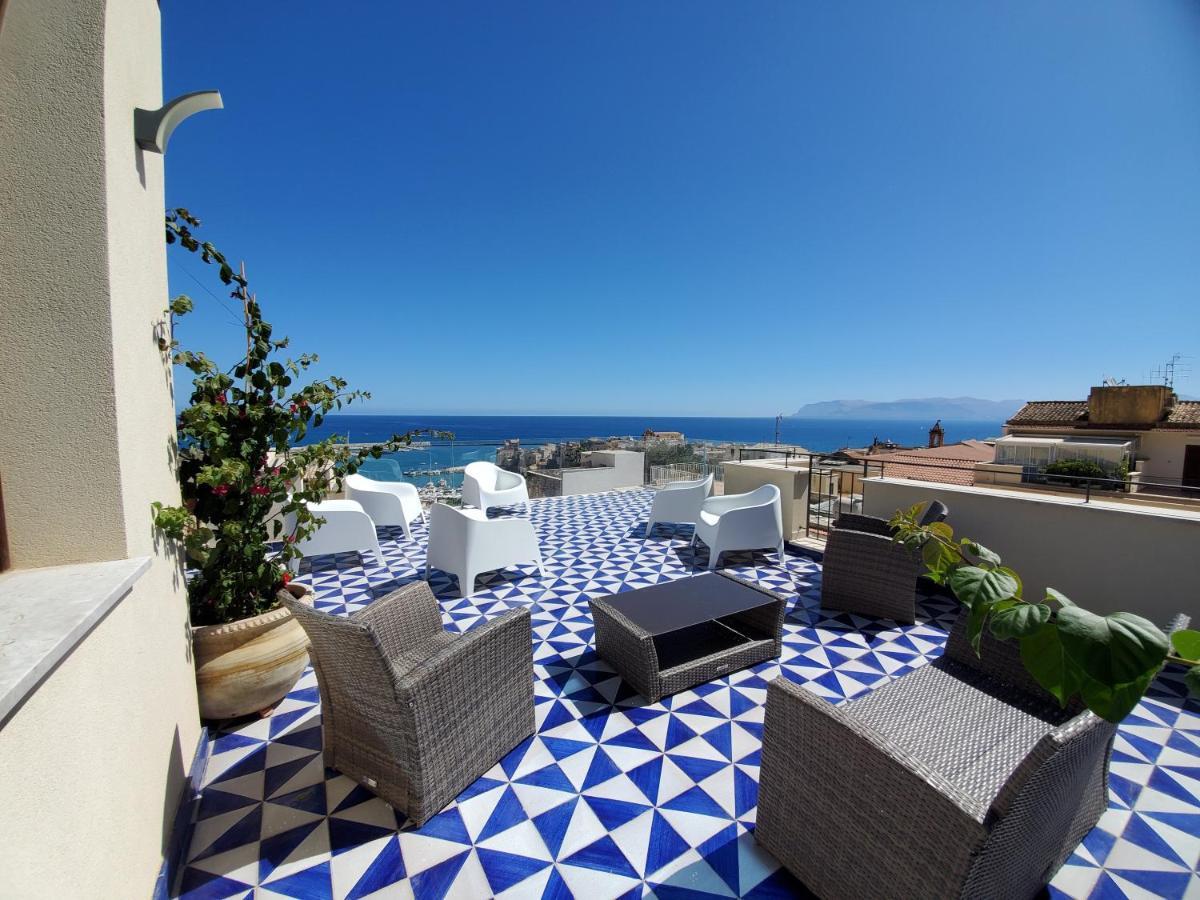 Palazzo Del Golfo Apartment Кастеламаре дел Голфо Екстериор снимка