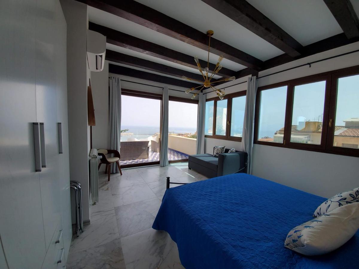 Palazzo Del Golfo Apartment Кастеламаре дел Голфо Екстериор снимка