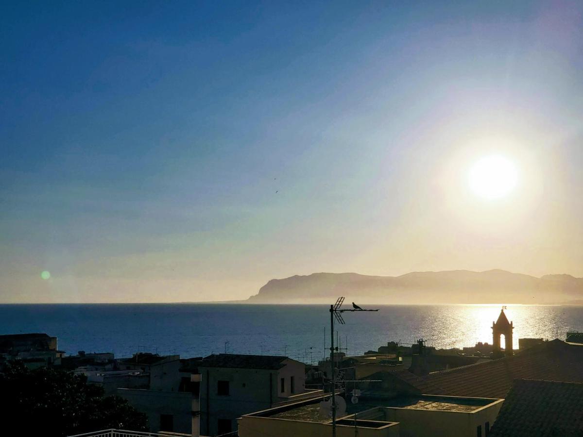 Palazzo Del Golfo Apartment Кастеламаре дел Голфо Екстериор снимка